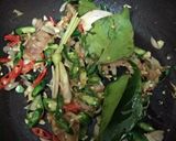 Foto langkah ke 3 dari resep Kikil tumis kecap.
