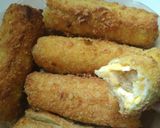 Foto langkah ke 5 dari resep Roti tawar goreng sosis keju.