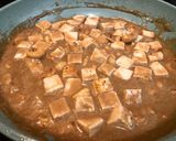 A picture of step 4 of Tofu in coconut/cashew sauce & fried green beans.