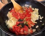Une image de l'étape 6 de Fenouils aux tomates, cardamome noire et curcuma.