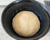 A picture of step 1 of Cheese Twisted Bread.