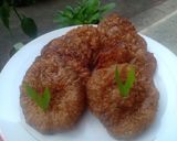Foto langkah ke 4 dari resep Kue cucur takaran sendok.
