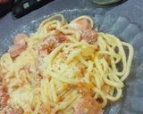 Foto del paso 5 de la receta: Fideos con salsa y salchichas