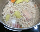 Foto del paso 3 de la receta: Judías blancas en olla exprés