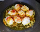 A picture of step 4 of Egg tawa masala.