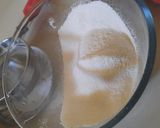 A picture of step 2 of Flower cookies.