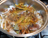 Foto del paso 4 de la receta: Cazuela Express c/ mariscos surtidos envasados bien a mi manera