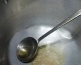 A picture of step 3 of Matar makhana sabji.