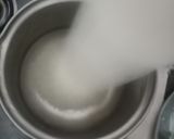 A picture of step 4 of Rava besan ladu.