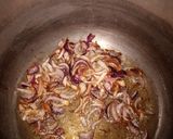 A picture of step 3 of Simple aloo methi.