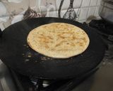A picture of step 9 of Cheeni wali roti.