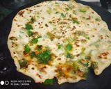 A picture of step 3 of Spring Onion Parantha.