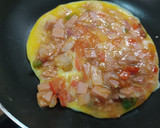 Foto del paso 3 de la receta: Bocata de Omelette con jamón y bacon 🥓