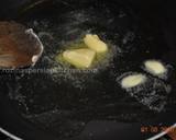 Persian Scrambled eggs with Feta Cheese and Dillپنیر برشته گیلانی recipe step 3 photo