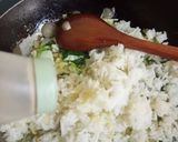 Foto langkah ke 3 dari resep Nasi goreng bumbu iris.