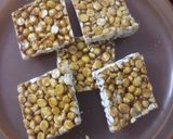 દાળિયાની ચીકી (Daliya Chiki Recipe In Gujarati) રેસીપી સ્ટેપ3ફોટો
