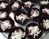 Foto langkah ke 5 dari resep Minnie Brownies|Brownies Kering Panggang.
