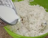 عکس مرحله 2 از دستور نان رازیانه اهری