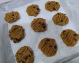 Foto langkah ke 6 dari resep Chewy Chocochips Cookies.