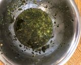 Foto del paso 3 de la receta: Salmón a las Hierbas Finas Empapelado a la Sonorense