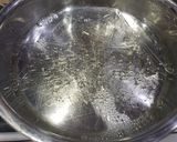 Hình bước làm 2 của món Mousse hoa đậu biếc