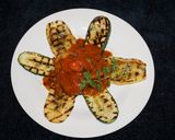Foto del paso 3 de la receta: GUISADO DE POLLO CON YERBAS FRESCAS Y VEGETALES GRILLADOS. KETO. JON STYLE