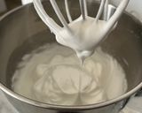 Foto del passaggio 1 della ricetta Torta con crema pasticcera ed amarene 🍒