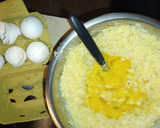 Foto del paso 3 de la receta: Sopa Paraguaya Fácil y Rapida