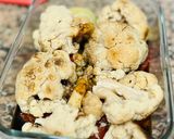 A picture of step 2 of Cauliflower Escalivada 🫑 🧅 🍅 🥦.