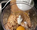 Foto langkah ke 2 dari resep Cake Pisang-Kurma-Cashewnuts-Cokelat (Kukus,Gluten Free).