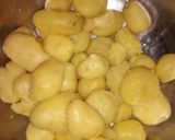 બ્રેડ સેન્ડવીચ (Bread Sandwich Recipe In Gujarati) રેસીપી સ્ટેપ1ફોટો