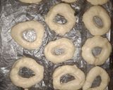 Foto langkah ke 4 dari resep Donat empuk tanpa telur anti gagal.