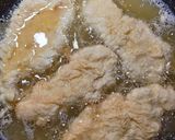 Foto langkah ke 4 dari resep Crispy Chicken Steak.