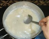 A picture of step 8 of Rava upma.