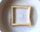 A picture of step 6 of Pocket pizza toast.