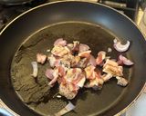 Foto del passaggio 1 della ricetta Penne lisce all’assassina versione amatriciana