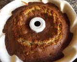 Foto del paso 5 de la receta: Pastel bizcochado exquisito con frutas escarchadas y nueces para mamá