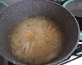 Foto del paso 2 de la receta: Consomé de pollo