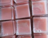 Foto langkah ke 2 dari resep Puding Susu Stroberi.