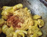 A picture of step 3 of Amritsari chicken masala.