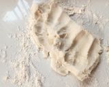 ચોખાના લોટ ની રોટલી (Rice flour Roti Recipe in Gujarati) રેસીપી સ્ટેપ1ફોટો
