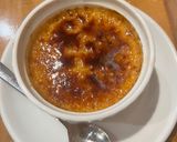 Hình bước làm 3 của món Creme brûlée