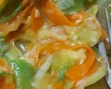 Foto del paso 4 de la receta: Tortilla de zapallitos verdes, cebolla y zanahoria