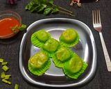 पालक चिकन मोमोस (Palak chicken momos recipe in Hindi) रेसिपी चरण 4 फोटो
