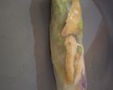 Foto langkah ke 4 dari resep Vietnam Spring Rolls.