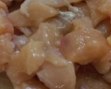Fűszeres csirkemellragu street-food módon tálalva recept fázis 1 fotója