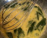 Foto del paso 1 de la receta: Fritata de albahaca con queso de cabra