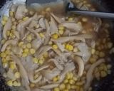 Foto langkah ke 4 dari resep 14. Tumis jamur tiram jagung manis.