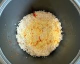 A picture of step 4 of Saffron Rice.