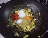 A picture of step 5 of Aloo Capsicum Dry Sabji.